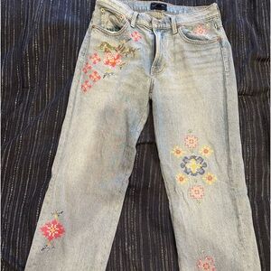 Lucky Jeans